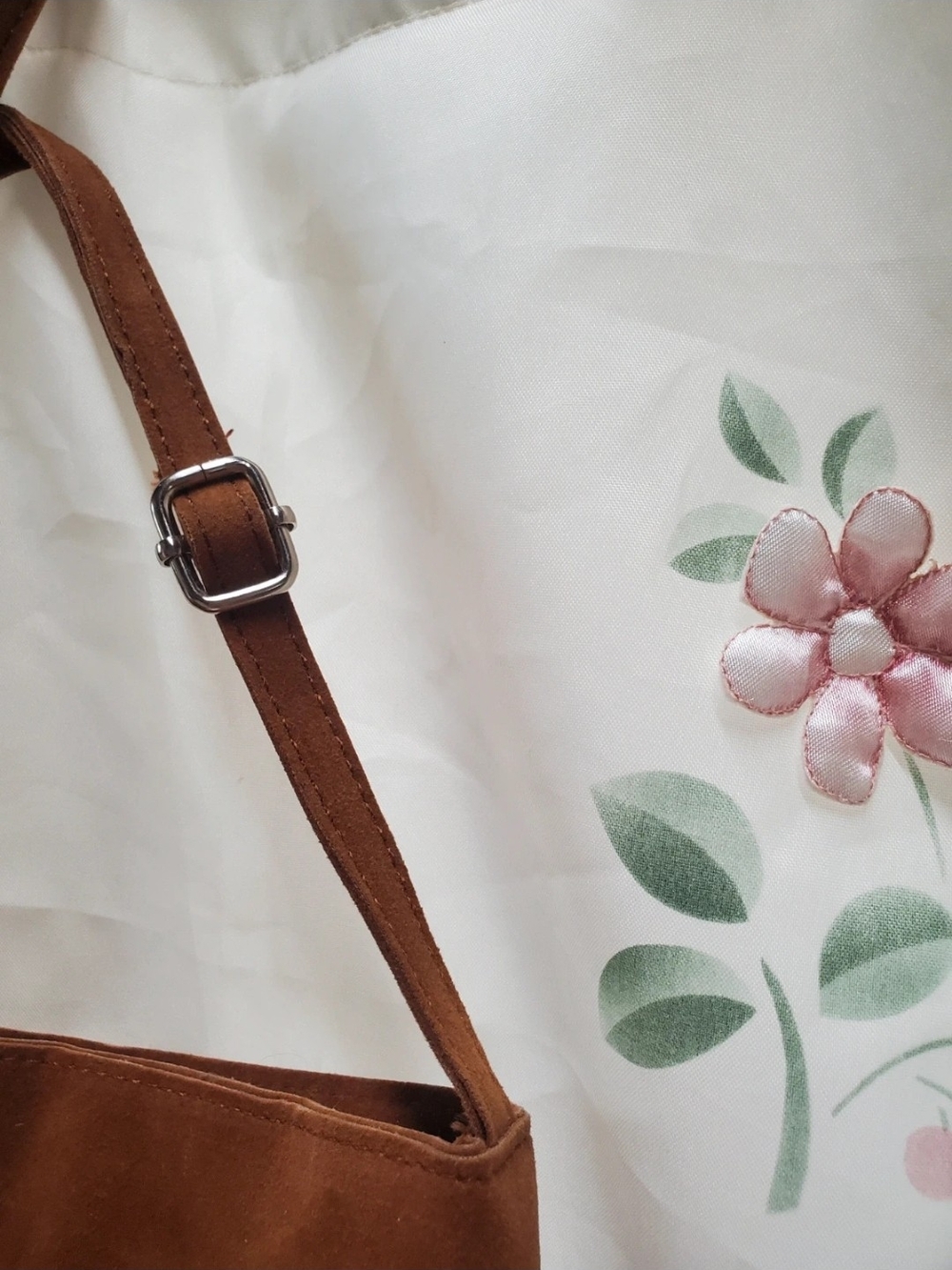 Brown Fringe Suede Crossbody Bag - Picture 4 of 8